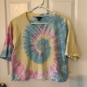 American Eagle Box Cropped tie dye tee